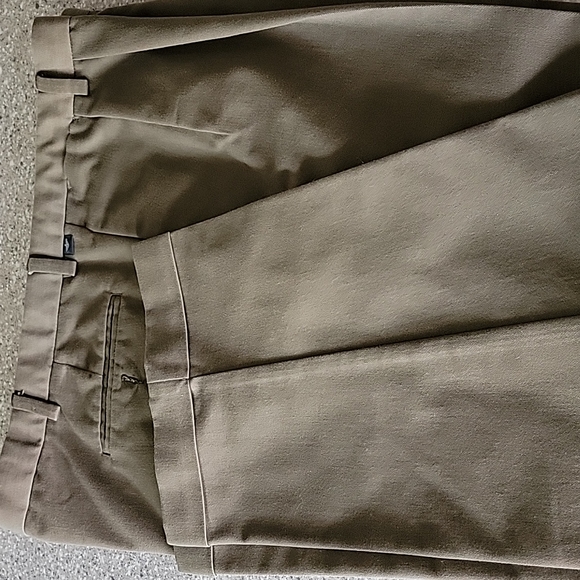 Dockers Pants Mens Docker Size 4 Length Cuff 30 Polyester Cotton